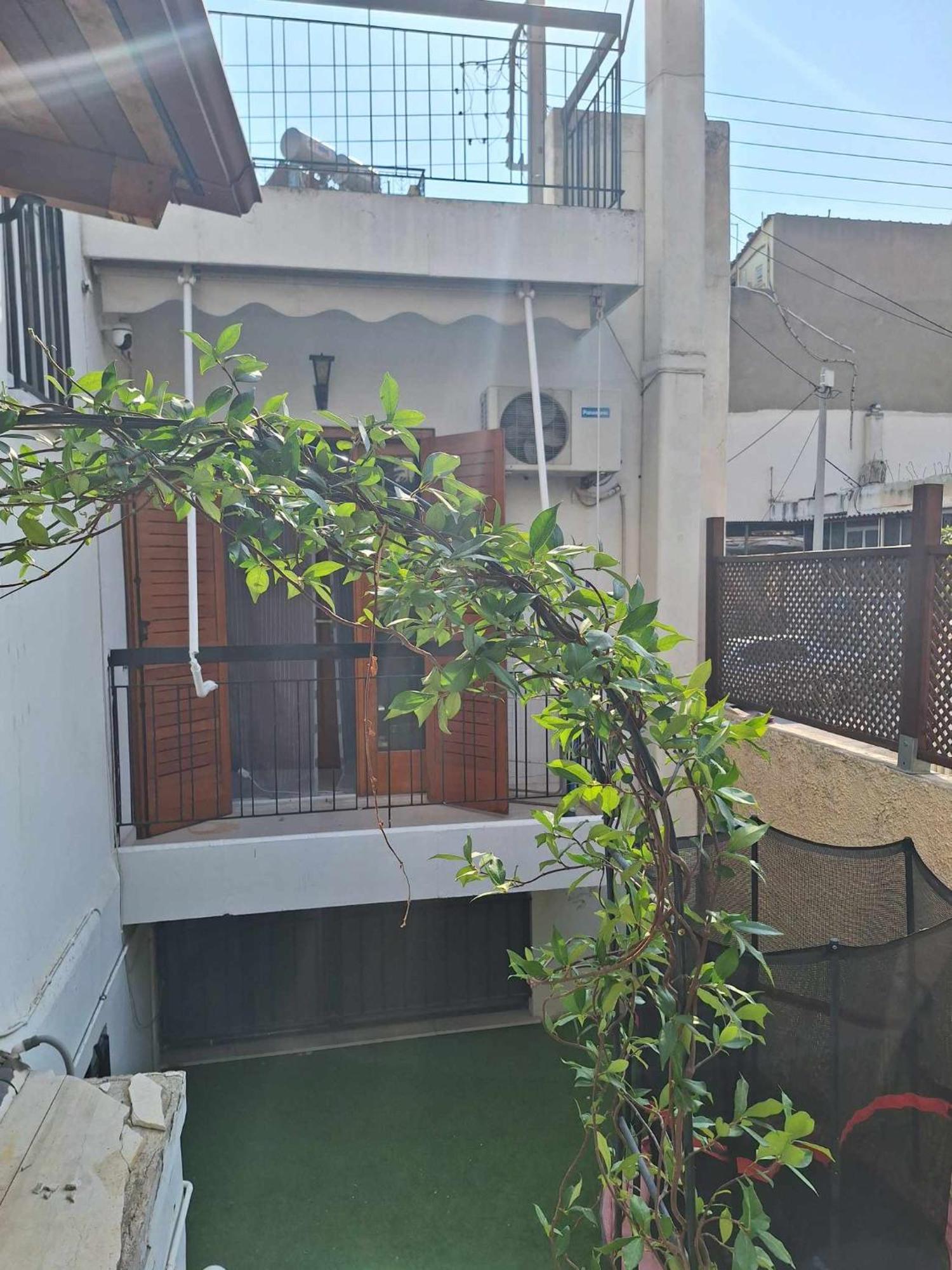 Petroupoli Apartments Атина Екстериор снимка