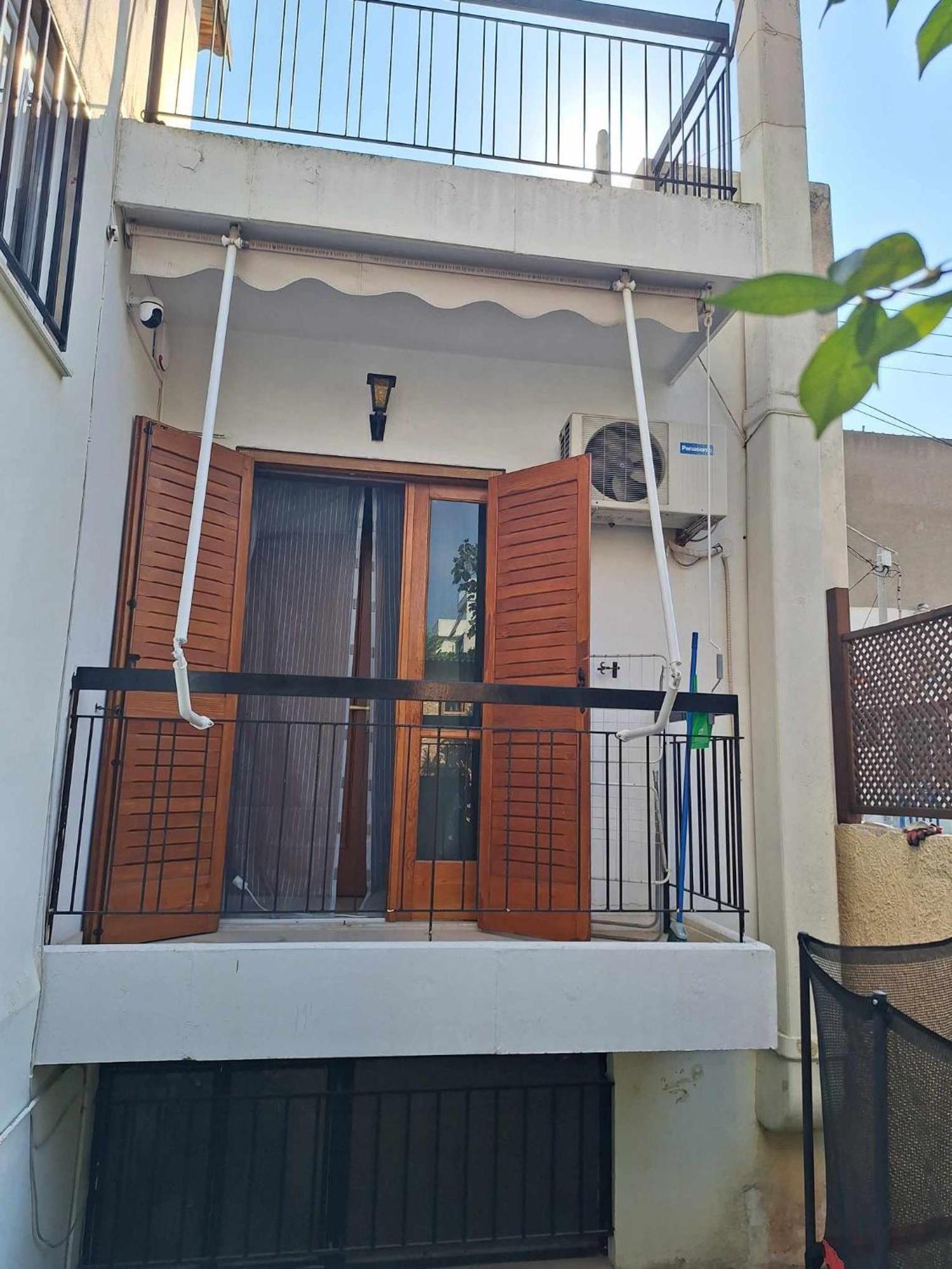 Petroupoli Apartments Атина Екстериор снимка