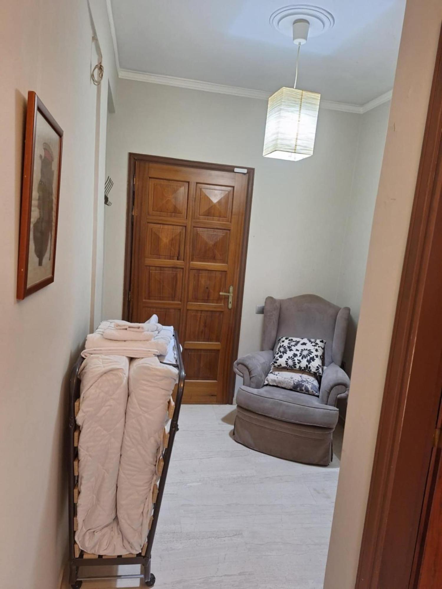 Petroupoli Apartments Атина Екстериор снимка